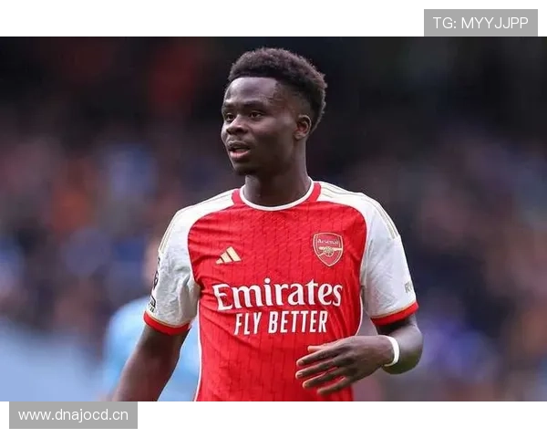 国家队关键战：萨卡在重要比赛中的角色