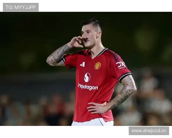 曼联重建困境加剧:频繁推倒重来却缺乏明确方向